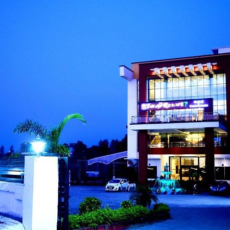 Taraji Resort Ayodhya Екстер'єр фото