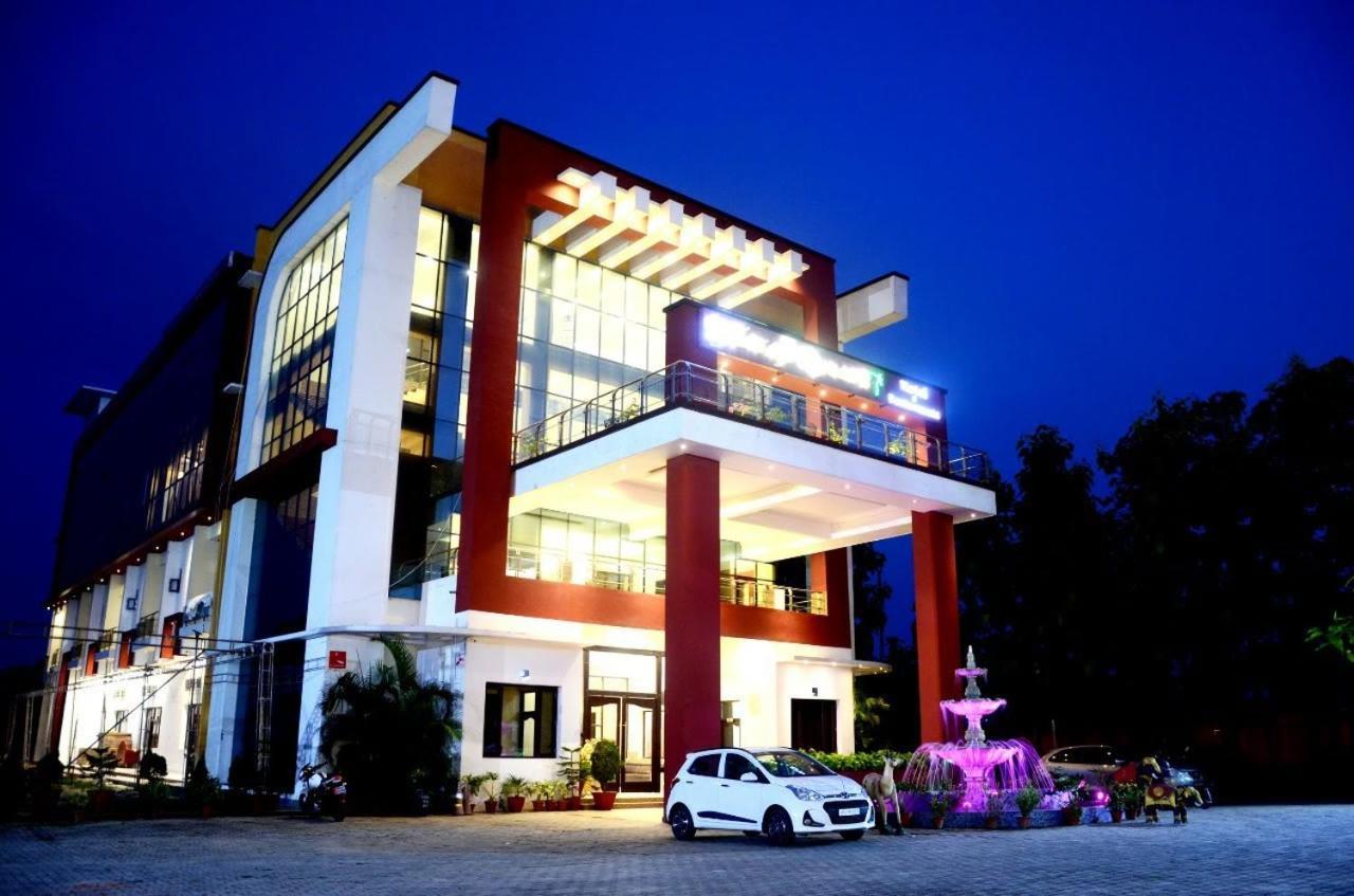 Taraji Resort Ayodhya Екстер'єр фото