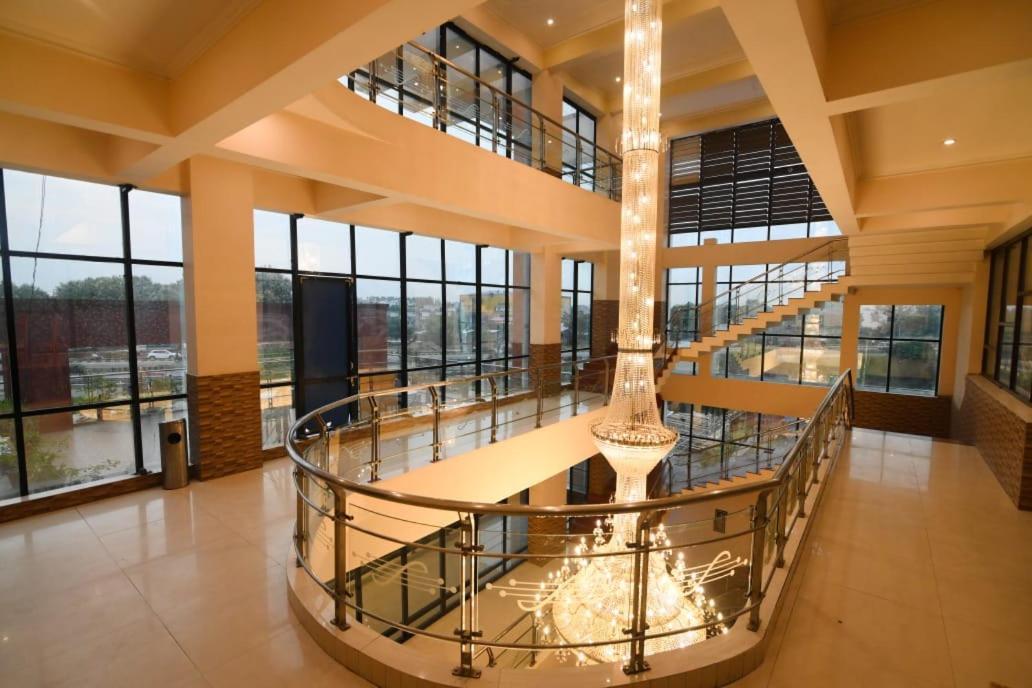 Taraji Resort Ayodhya Екстер'єр фото